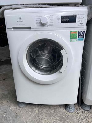 Thanh lý máy giặt Electrolux inverter 8kg có Bh. Mua bán Máy giặt tại Quận Tân Bình Tp Hồ Chí Minh được đăng bởi Trần Pi
