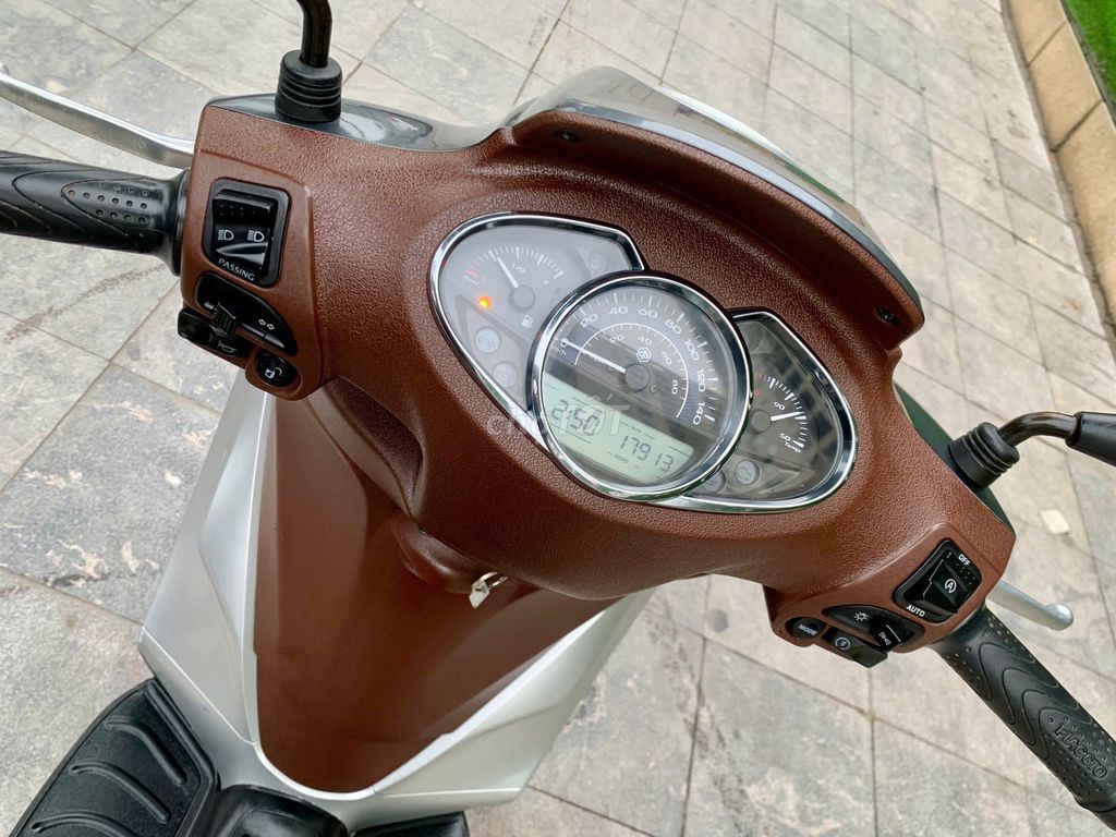 Medley 2016 iget 4van Abs 2 kênh. Mua bán Xe máy tại Quận Hoàng Mai Hà Nội được đăng bởi Trường Giang Phạm hình 3