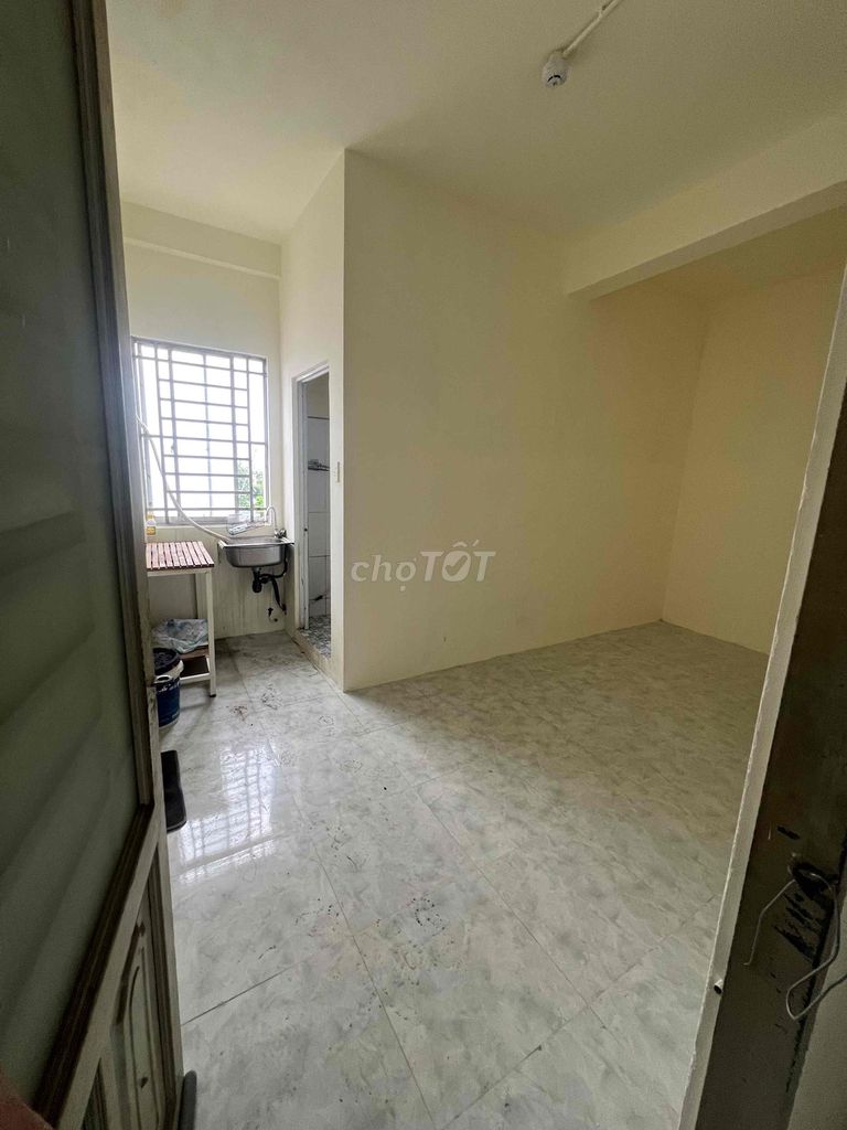 Комната с кондиционером, 486 Duong Thi Muoi, район 12