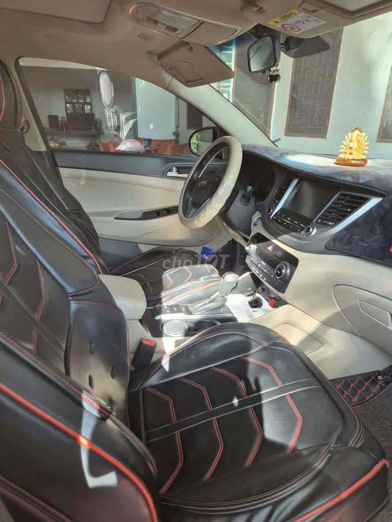 Hyundai Tucson 2018 2.0 AT Base - 80000 km. Mua bán Ô tô tại Huyện Diễn Châu Nghệ An được đăng bởi Đinh Đức Thuận hình 3