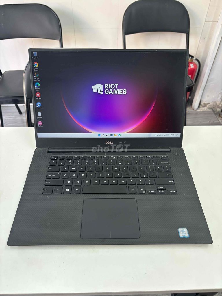 Dell Precision 5520 Xeon E3-1505m 8GB/256GB. Mua bán Laptop tại Quận Tân Phú Tp Hồ Chí Minh được đăng bởi Trương Thị Huyền Trang hình 1