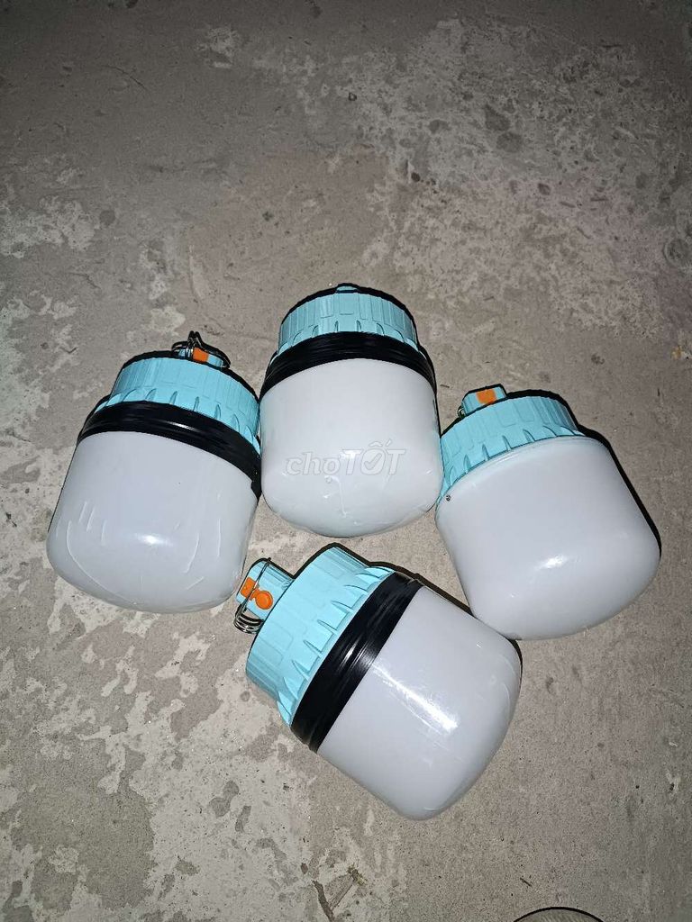 Đèn tích điện Nhựa Trắng, Xanh. Mua bán Đèn tại Huyện Thủ Thừa Long An được đăng bởi mua bán trao đổi vui vẻ  hình 1