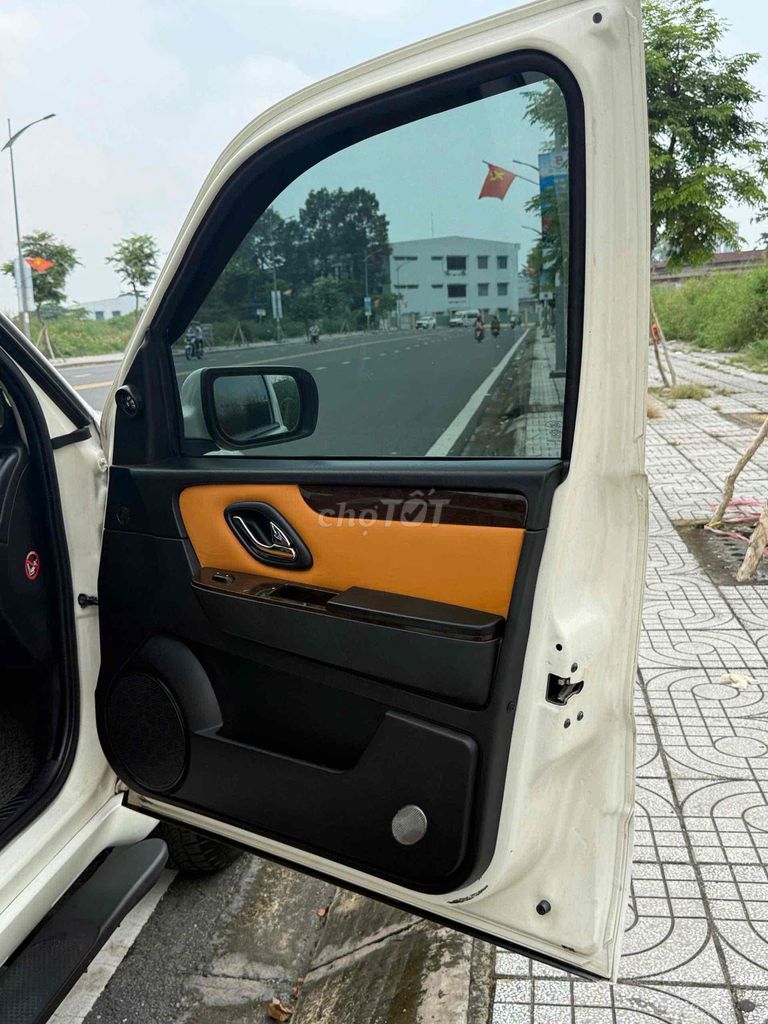 Ford Escape 2011 2.3L XLS 4x2 Trắng. Mua bán Ô tô tại Thành phố Thủ Dầu Một Bình Dương được đăng bởi  Trung Tin Used Car hình 19