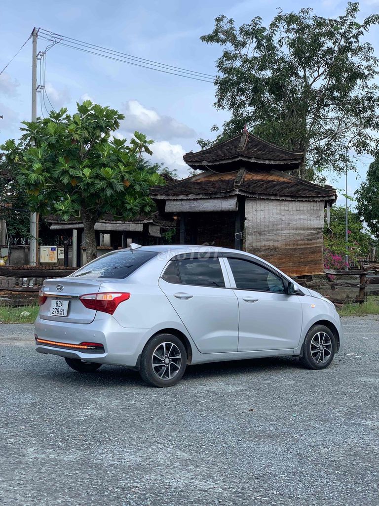 Hyundai I10 2020 Sedan 1.2 MT Base - 85000 km. Mua bán Ô tô tại Quận Bình Thuỷ Cần Thơ được đăng bởi Hiếu Nghĩa Cần Thơ hình 1