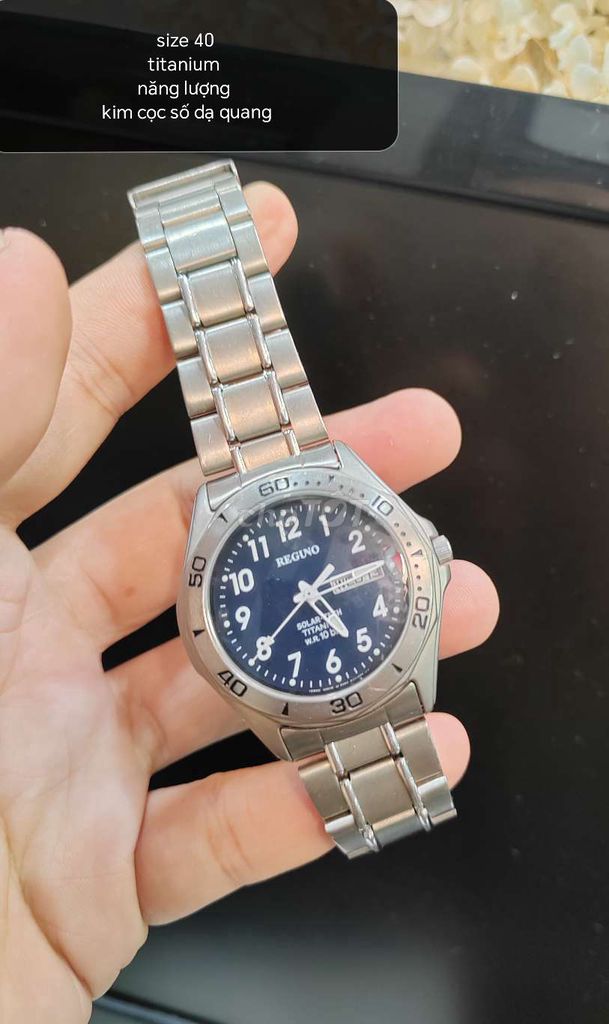 Đồng hồ titanium máy Citizen