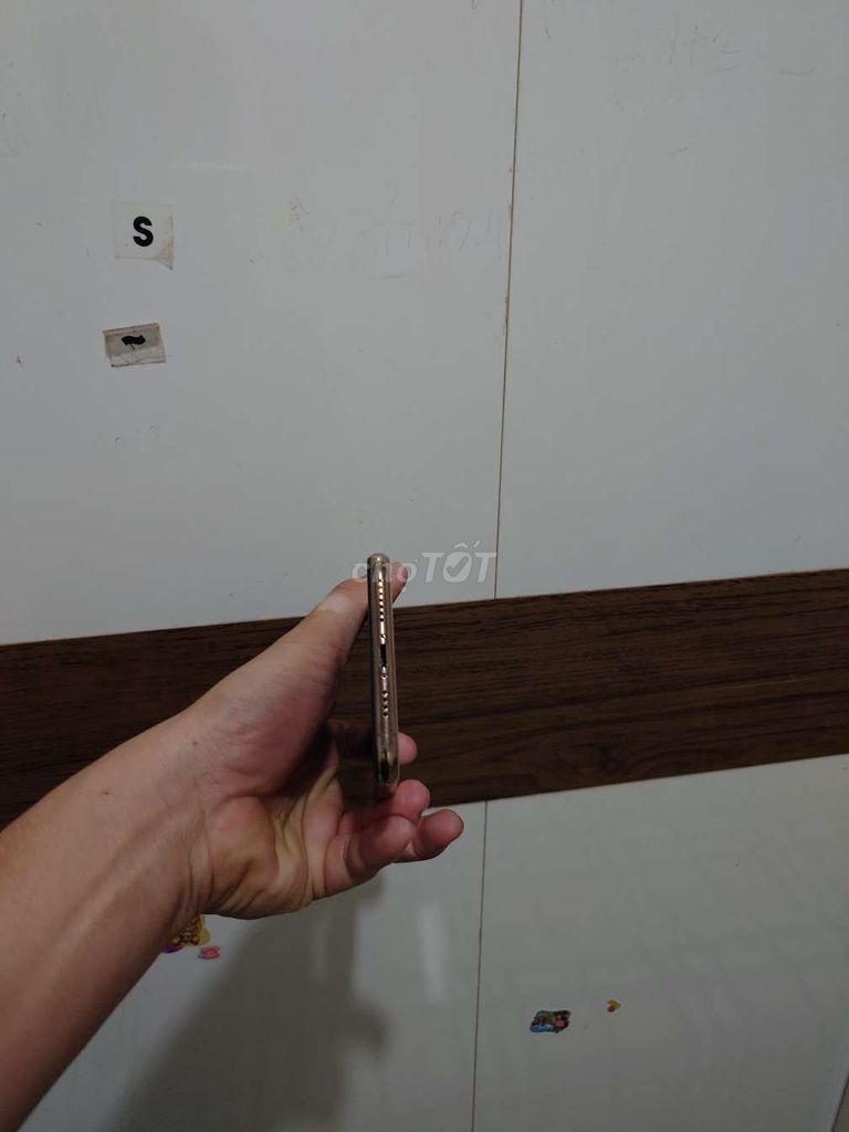 Apple iPhone XS Max 64GB Vàng. Mua bán Điện thoại tại Thành phố Mỹ Tho Tiền Giang được đăng bởi Phúc Huỳnh Computer  hình 1