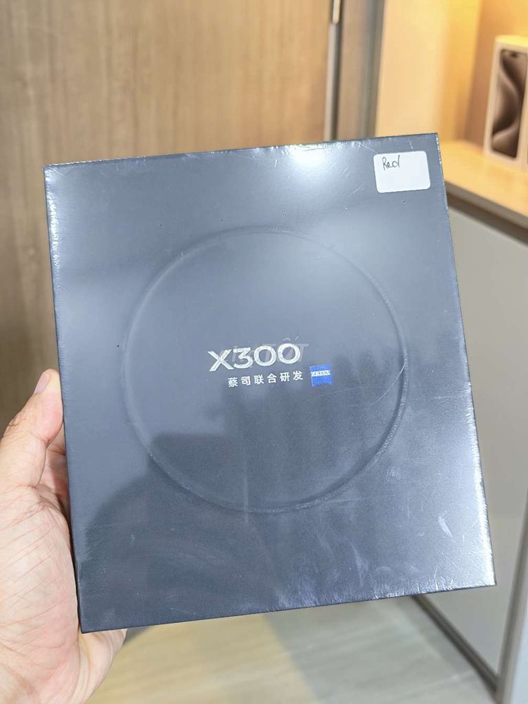 Vivo X300 256GB Đỏ Mới. Mua bán Điện thoại tại Quận Gò Vấp Tp Hồ Chí Minh được đăng bởi nhan trinh hình 1