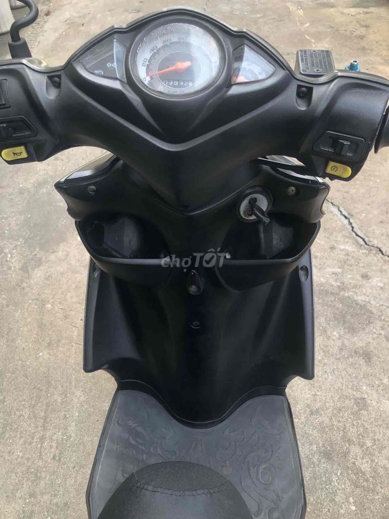 Скутер Suzuki Skydrive 125, серый