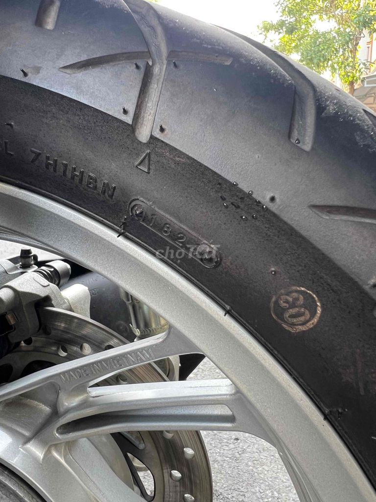 Honda SH125 CBS 2024 Trắng 8000 km. Mua bán Xe máy tại Quận Ô Môn Cần Thơ được đăng bởi Huỳnh Thắng hình 17