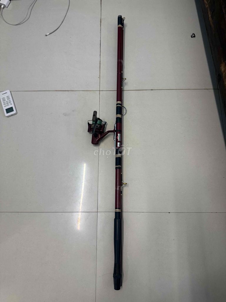 Cần câu Oly Pro đỏ