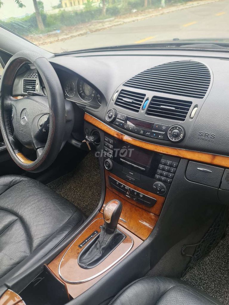 Mec E 240 cực chất. Nguyên bản toàn bộ. Mua bán Ô tô tại Quận Bắc Từ Liêm Hà Nội được đăng bởi Hải Đăng  hình 9