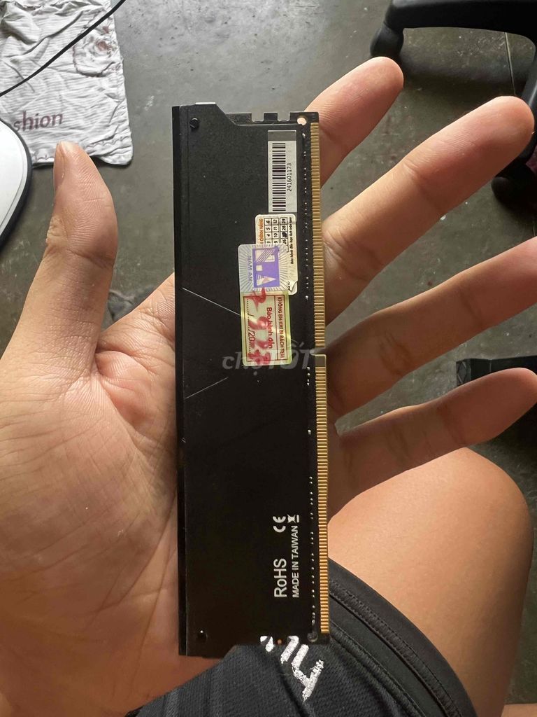 RAM V-color DDR4 16GB 3200MHz Đen Taiwan. Mua bán Linh kiện (RAM, Card...) tại Huyện Bình Chánh Tp Hồ Chí Minh được đăng bởi Hoà hình 1