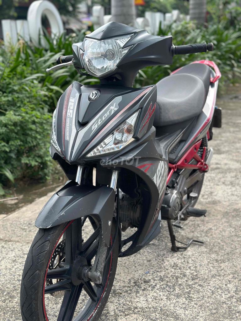 SYM StarX 125 Fi 2017 Черный инжектор