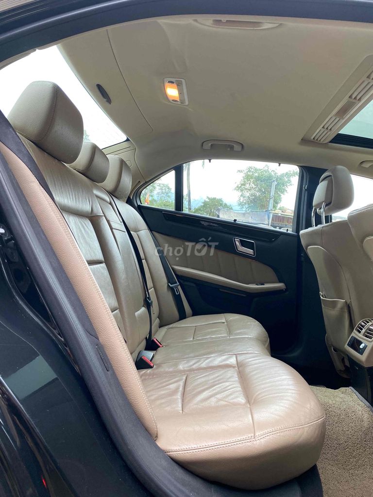 Mercedes Benz E 250, 2013 - 1 chủ từ mới. Mua bán Ô tô tại Huyện Phú Lộc Thừa Thiên Huế được đăng bởi Hiếu xe cỏ  hình 9