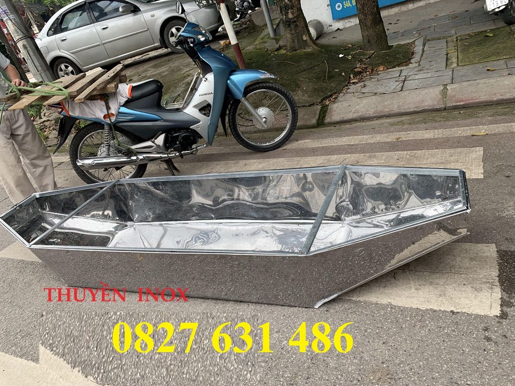 Bán Thuyền chèo tay giá rẻ, Thuyền tôn thả thính. Dịch vụ nhà cửa khác tại Quận Long Biên Hà Nội được đăng bởi Chi Trần hình 1