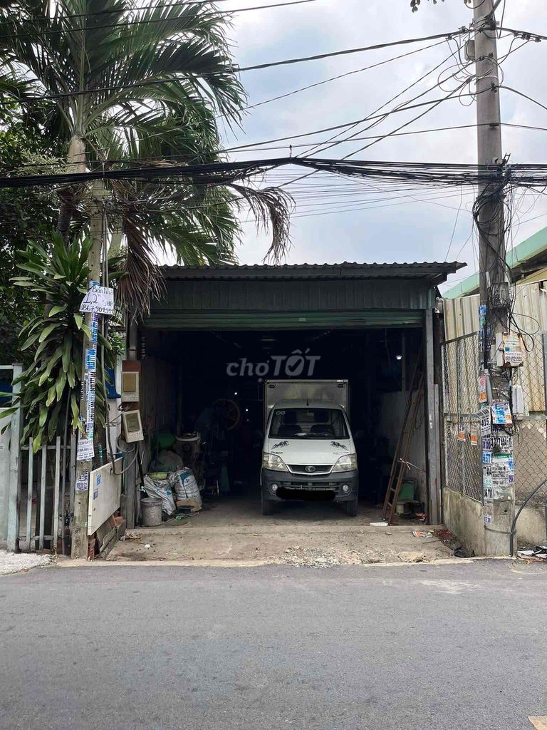 chính chủ bán nhà mặt tiền 218m2 đường Lô2 Trần Văn Giàu