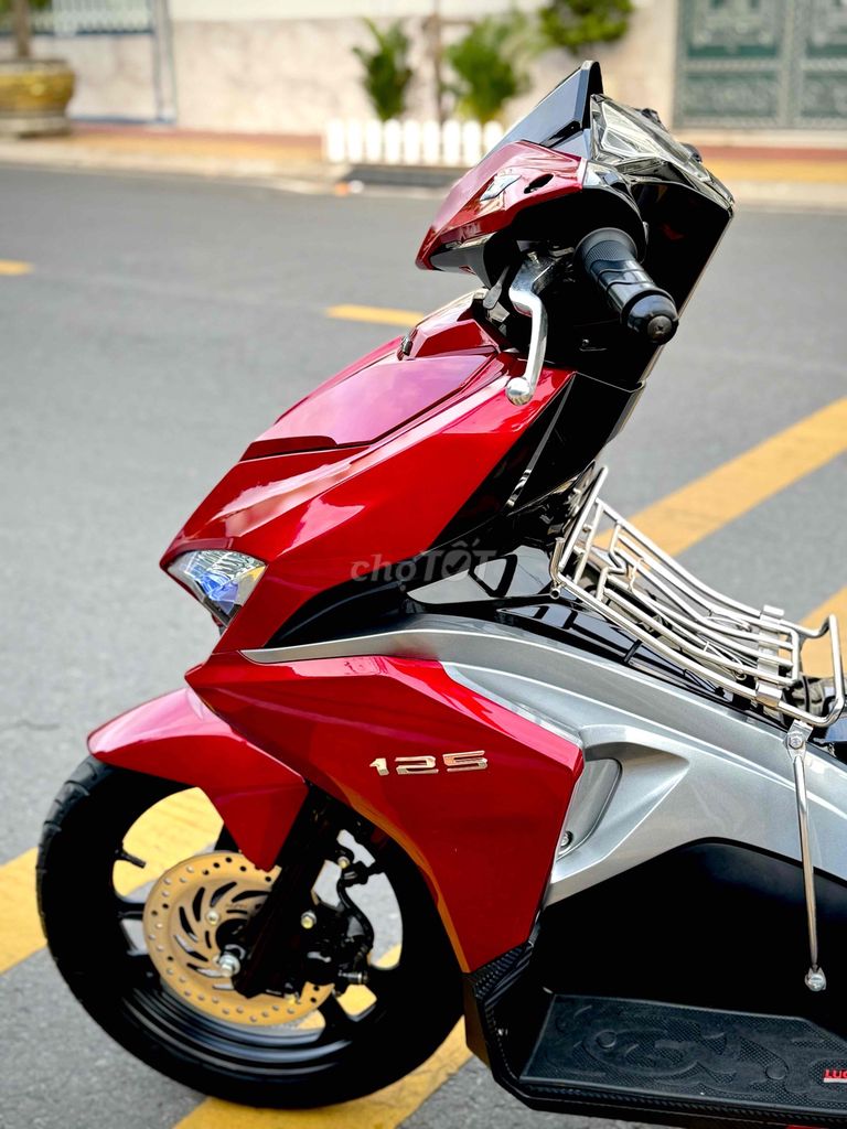 Airblade 125 mẫu 2017 khoá smakey 9chủ máy zin100%. Mua bán Xe máy tại Quận 11 Tp Hồ Chí Minh được đăng bởi CỬA HÀNG CHUYÊN GÓP NỢ XẤU hình 5