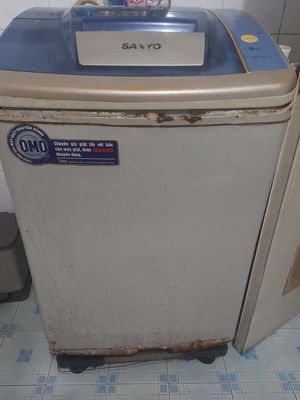 Thanh lý máy giặt sanyo 7,8 kg