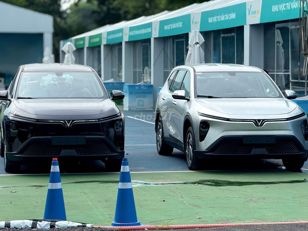 VINFAST LIMO GREEN ƯU ĐÃI LÊN ĐẾN 65 TRIỆU. Mua bán Ô tô tại Quận Tân Phú Tp Hồ Chí Minh được đăng bởi Chí Nhân VinFast hình 2