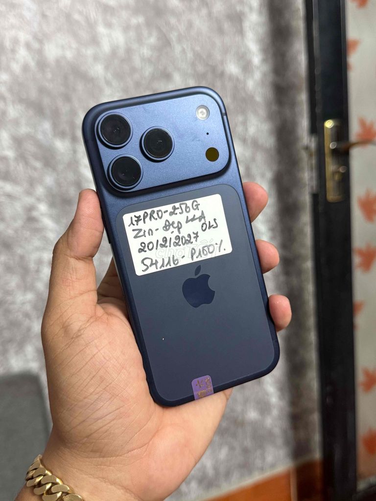 17Pro Quốc Tế LL/A BH Apple 20/2/2027 Sạc 0L. Mua bán Điện thoại tại Quận Liên Chiểu Đà Nẵng được đăng bởi Tin Store hình 1