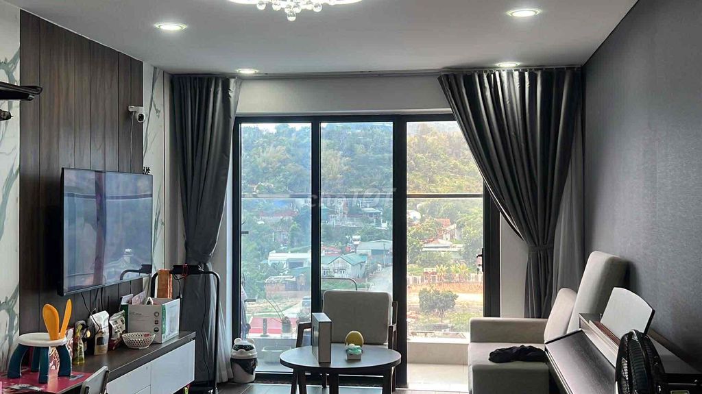 Cửa ban công Kính Nhôm Đen. Mua bán Nội thất, đồ gia dụng khác tại Thành phố Hạ Long Quảng Ninh được đăng bởi Long Vp hình 1