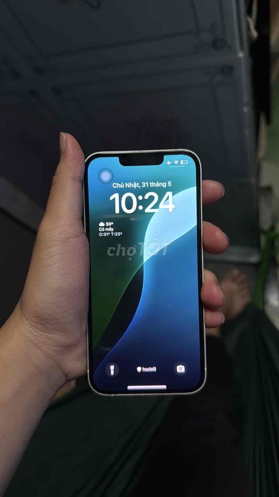 Apple iPhone 13 128GB Trắng. Mua bán Điện thoại tại Quận 8 Tp Hồ Chí Minh được đăng bởi ông Dậu vlogs hình 1
