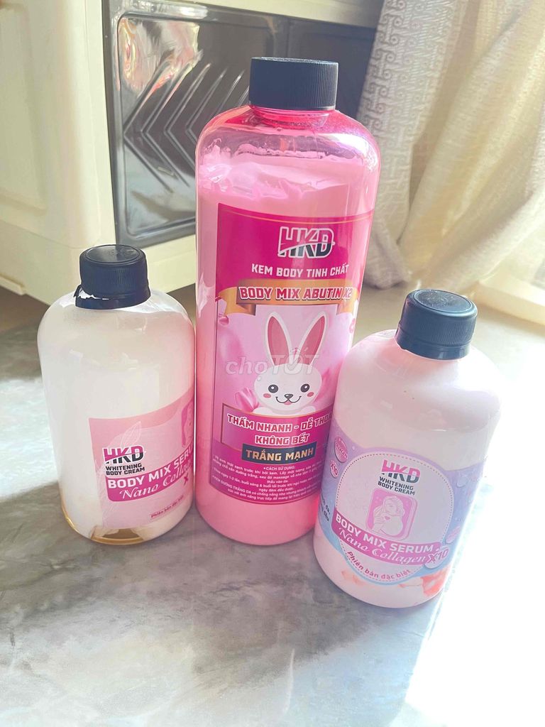 Kem dưỡng thể HKD Hồng Nữ Lớn. Mua bán Phụ kiện thời trang khác tại Quận Tân Bình Tp Hồ Chí Minh được đăng bởi minh minh hình 1