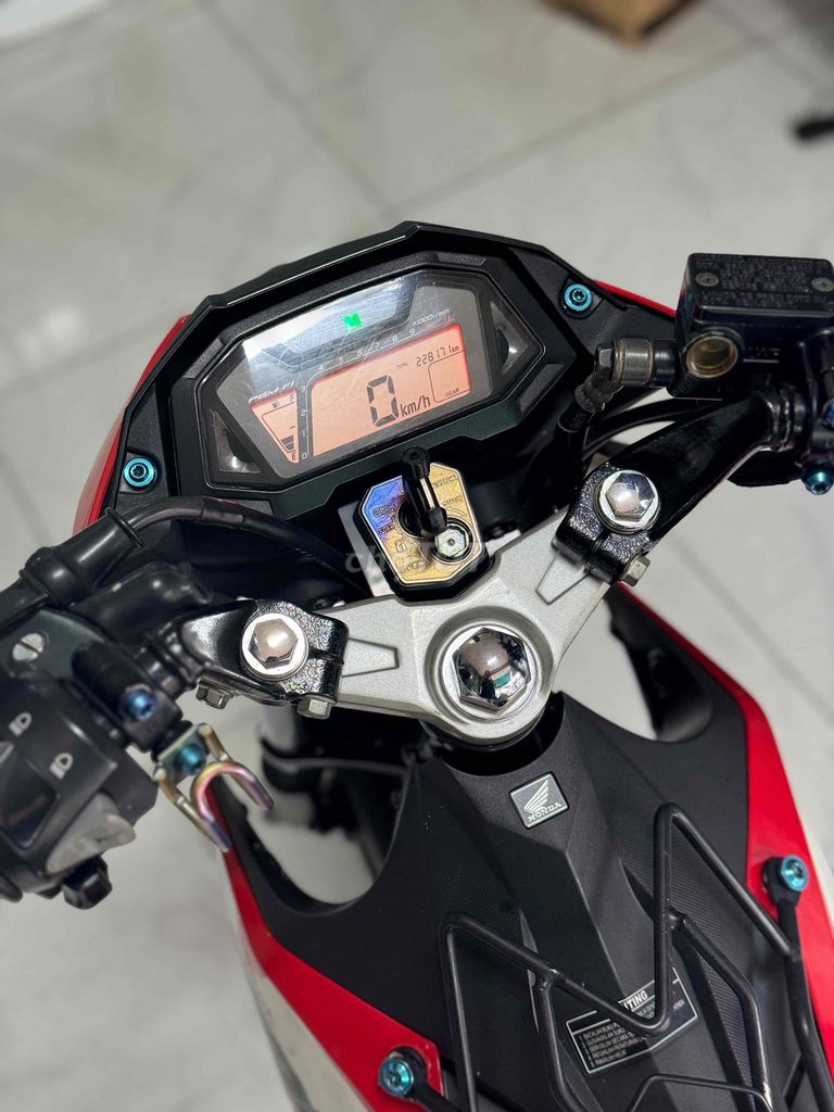 Honda Sonic 2019 Đỏ Trắng Đen. Mua bán Xe máy tại Quận 8 Tp Hồ Chí Minh được đăng bởi Thinhlaptop hình 7