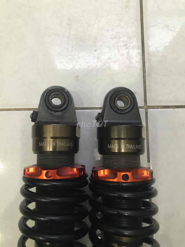 cần bán cặp phuộc thailand còn tốt. Mua bán Phụ tùng xe tại Quận Bình Thạnh Tp Hồ Chí Minh được đăng bởi Gia Bao hình 2