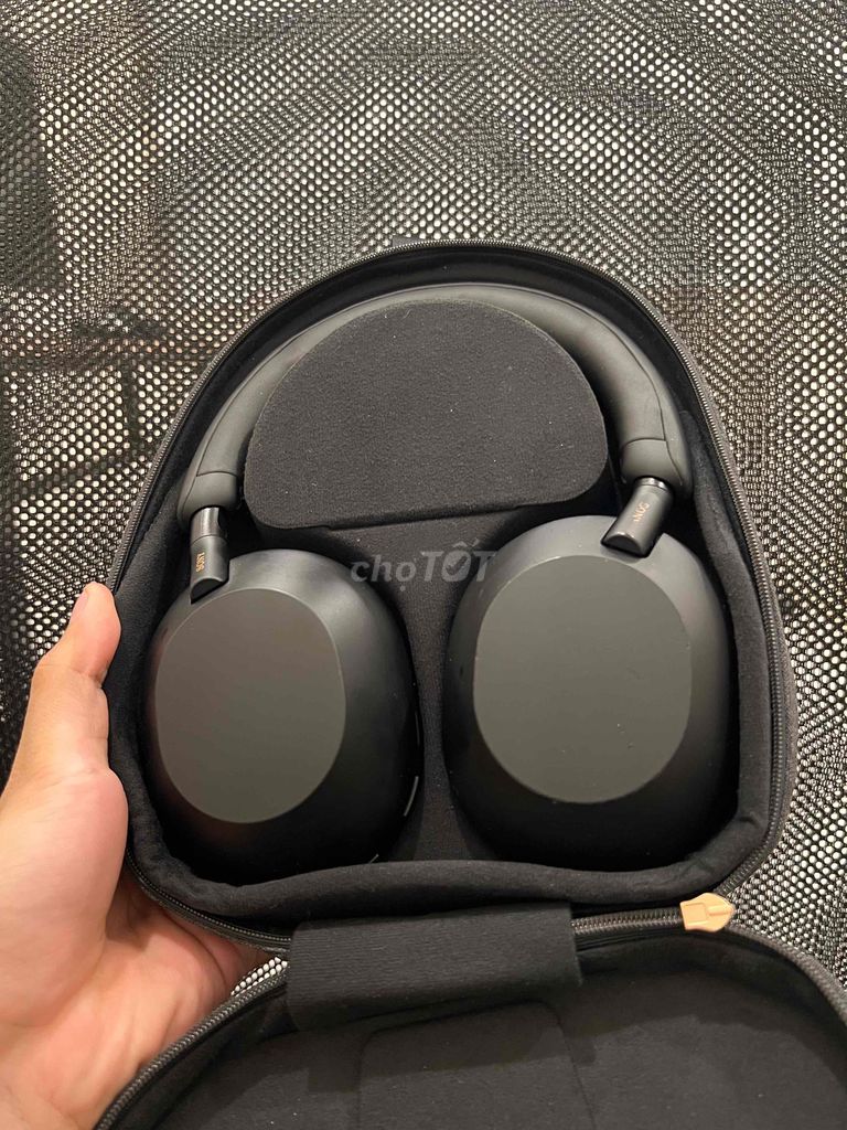 Tai nghe Sony WH-1000XM5 Đen Đã sử dụng. Mua bán Tivi, Âm thanh tại Quận 10 Tp Hồ Chí Minh được đăng bởi Thành Tài hình 1