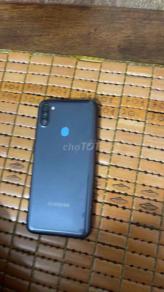 Samsung Galaxy A11 Đen. Mua bán Điện thoại tại Huyện Thanh Oai Hà Nội được đăng bởi Đặng Chí hình 1