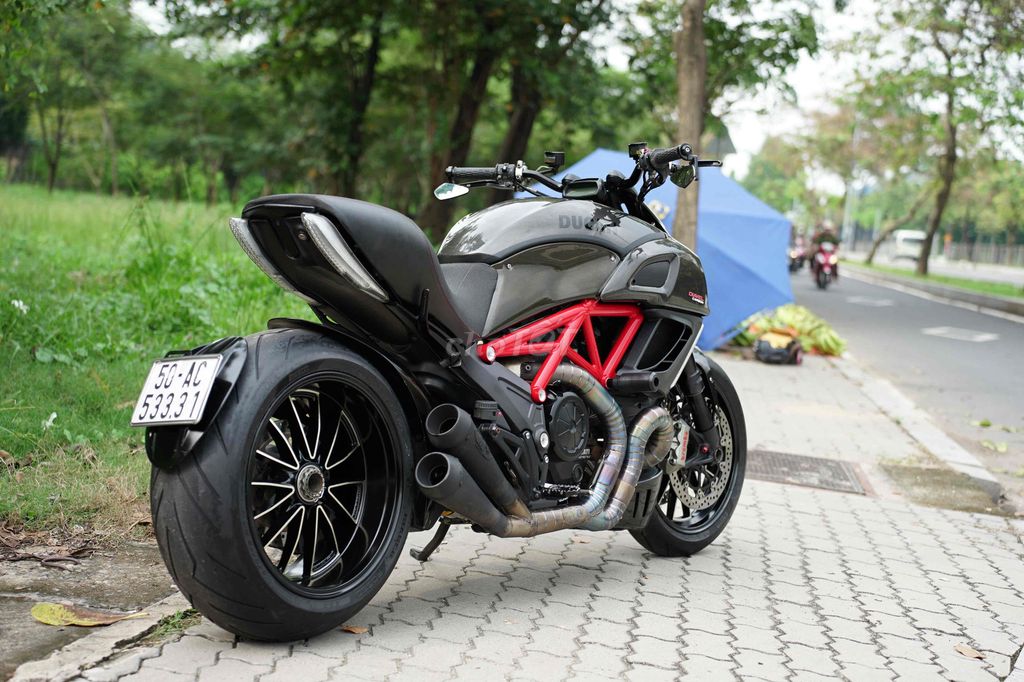 😍❎ DUCATI DIAVEL 1200 CARBON NGON RÈ BỔ. Mua bán Xe máy tại Thành phố Thủ Đức Tp Hồ Chí Minh được đăng bởi Thi Moto Thủ Đức hình 2