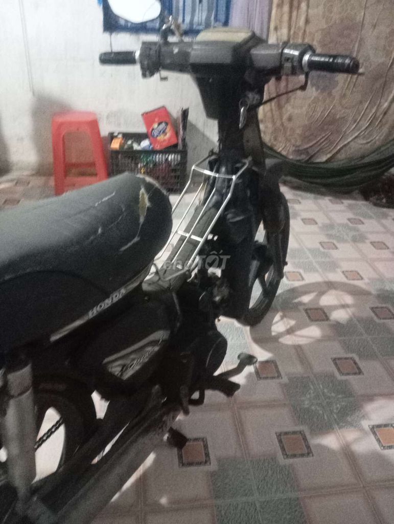 Dream k.o gj.ấy .đạp 1 cái nổ. Máy êm.. Mua bán Xe máy tại Thành phố Vĩnh Long Vĩnh Long được đăng bởi Tuấn hình 4