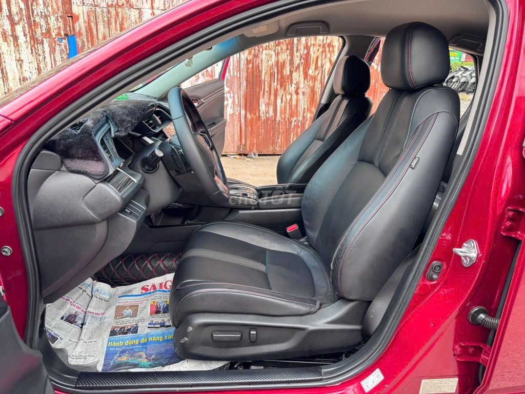 Honda Civic RS Đỏ. Mua bán Ô tô tại Thành phố Thủ Đức Tp Hồ Chí Minh được đăng bởi Nguyễn Thưởngka hình 10