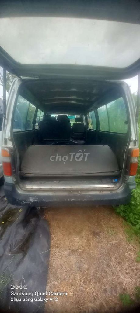 Toyota Hiace 2 68 2001 - 686868 km. Mua bán Ô tô tại Huyện Củ Chi Tp Hồ Chí Minh được đăng bởi đại dương  hình 5