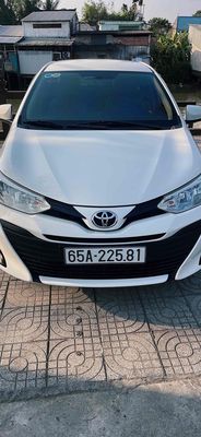 Toyota Vios màu Trắng