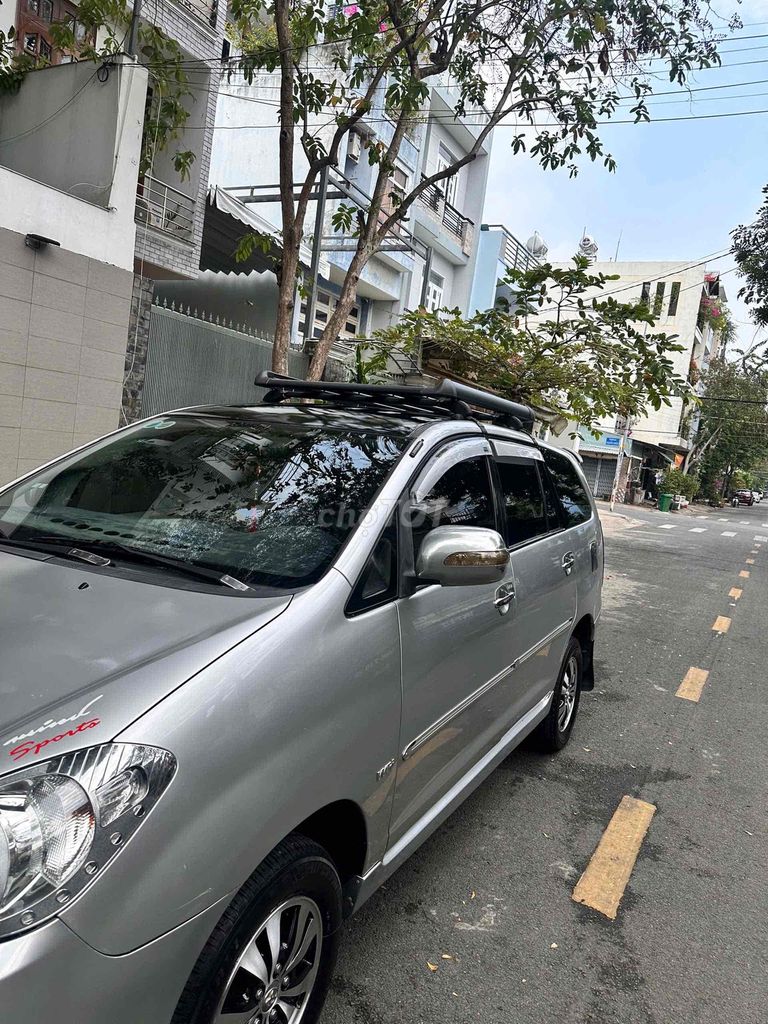 Toyota Innova 2010 G - 254000 km