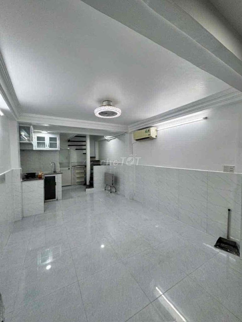 Аренда · 1 комн. · 29 м² · Quận Bình Thạnh, ул. Đường Vạn Kiếp