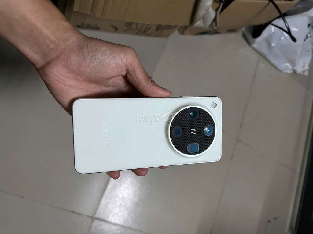 Oppo Find X8 Ultra 12/256 Trắng đẹp 98%. Mua bán Điện thoại tại Huyện Bình Chánh Tp Hồ Chí Minh được đăng bởi Nguyễn Duy hình 1