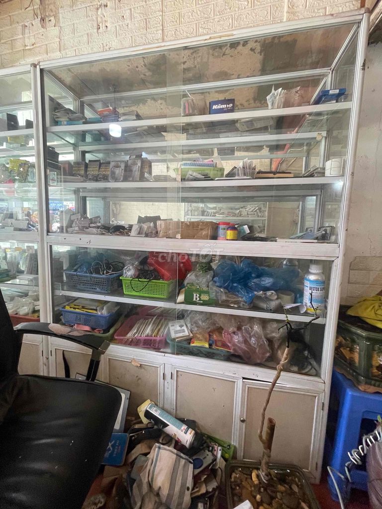 Tủ trưng bày Nhôm kính Trắng 2m 3m 30cm. Mua bán Tủ, kệ gia đình tại Quận Bắc Từ Liêm Hà Nội được đăng bởi tùng Lê hình 1