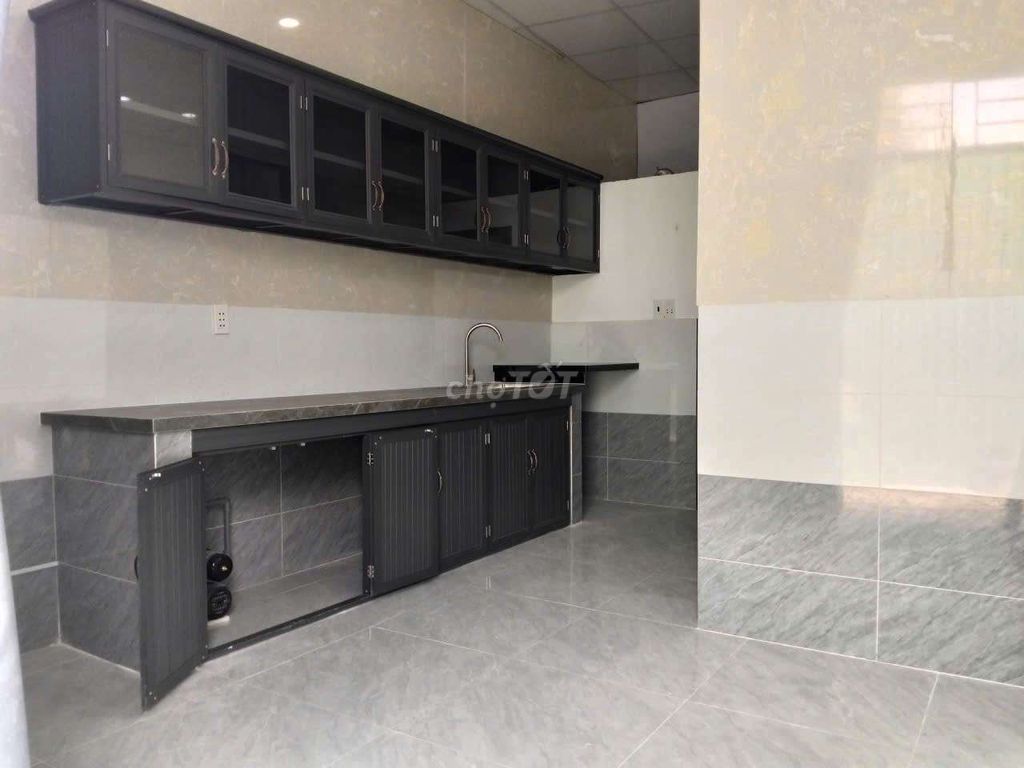NHÀ MỚI XÂY, ỐP ĐÁ XUNG QUANH 1PN, 1WC, HẺM 1135 HUỲNH TẤN PHÁT,Q7