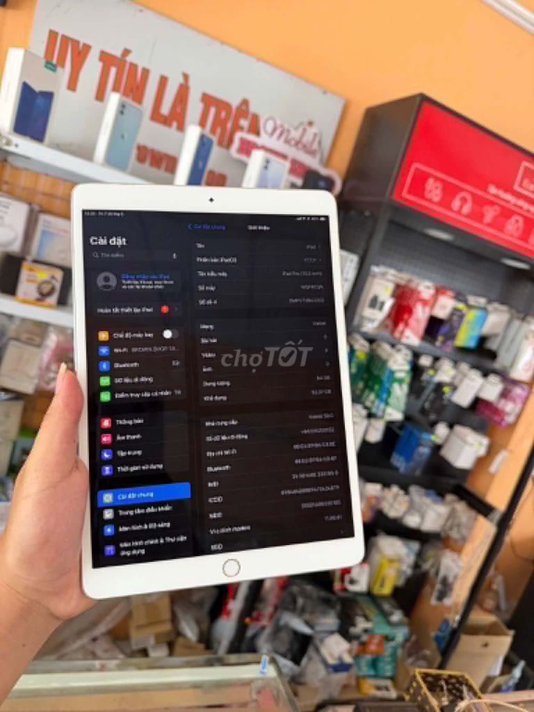 Apple iPad Pro 10.5 inch Bạc bản đa năng sim 4g wf. Mua bán Máy tính bảng tại Quận Cẩm Lệ Đà Nẵng được đăng bởi Brown shop N hình 1