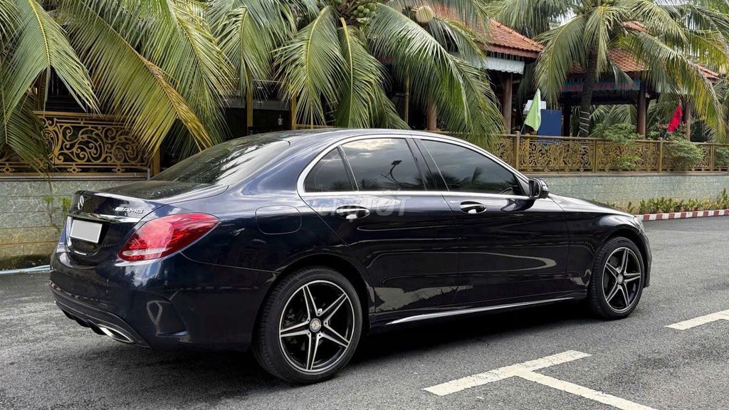 MECEDEZ BENZ C300 2016 AMG  - 90000 KM. Mua bán Ô tô tại Thành phố Dĩ An Bình Dương được đăng bởi Siêu Thị Ô Tô Bình Dương  hình 6