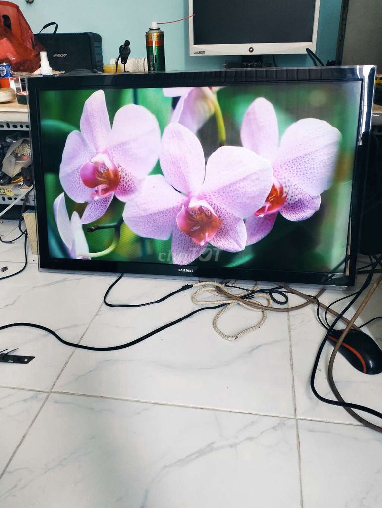 Tivi Samsung 32 inch Smart TV Đen. Mua bán Tivi, Âm thanh tại Thành phố Châu Đốc An Giang được đăng bởi Nguyễn Trí  hình 1