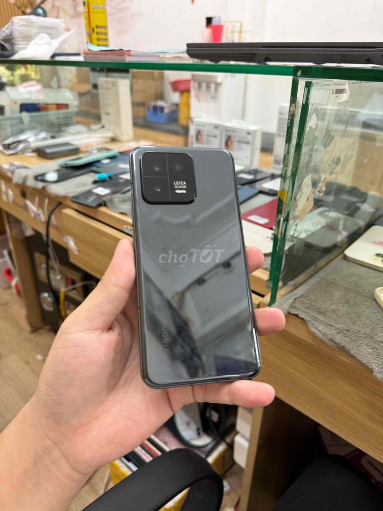Xiaomi 13 Đen 512GB - Đã Sử Dụng. Mua bán Điện thoại tại Quận Đống Đa Hà Nội được đăng bởi Hoàng quân store hình 1