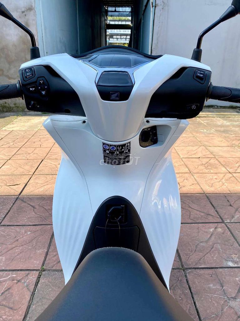 SH 150i ABS Date 2021 odo 9.000Km. Mua bán Xe máy tại Quận Ninh Kiều Cần Thơ được đăng bởi Xe Máy TÂN LIÊN HƯNG 1 91B hình 5