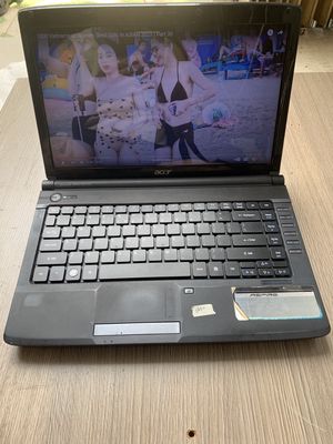 Laptop Acer Aspire Ram 4GB ổ 250GB dùng văn phòng