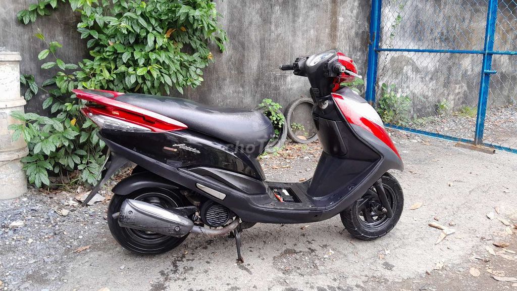 Xe máy Attila đĩa bay Đỏ Đen. Mua bán Xe máy tại Quận Bình Tân Tp Hồ Chí Minh được đăng bởi Anh Thư  hình 2