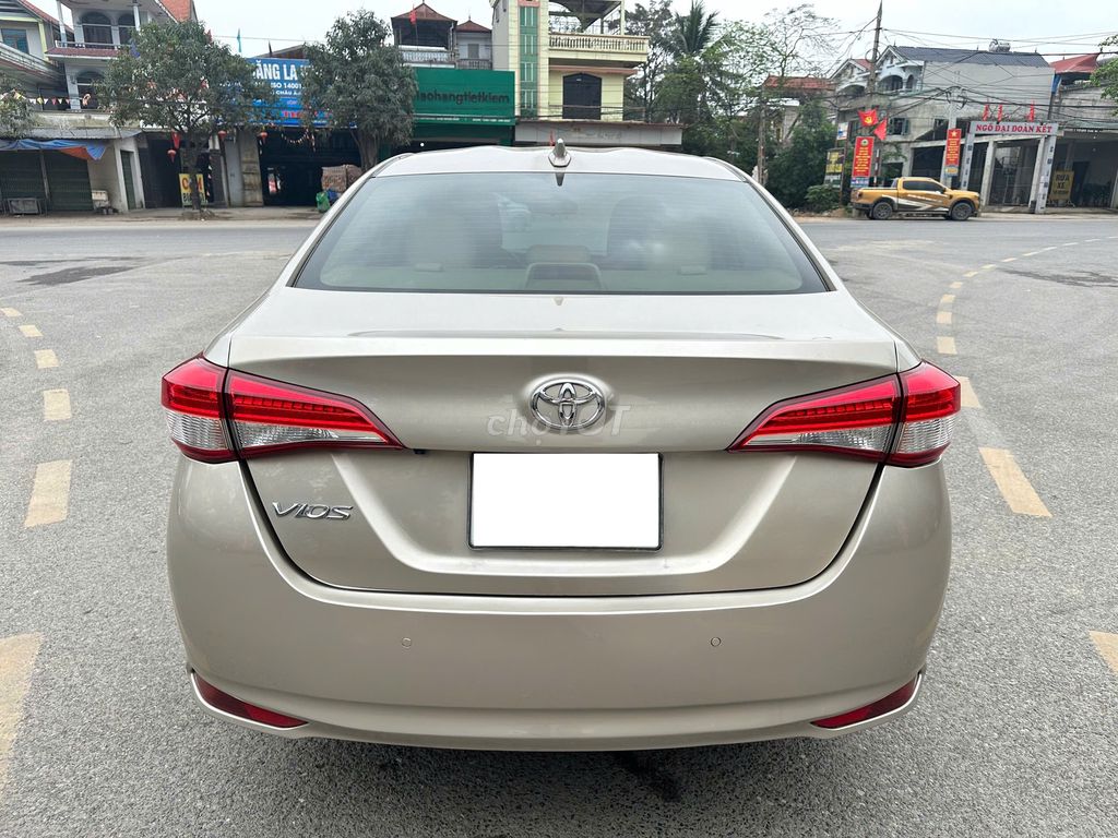 Toyota Vios 1.5E CVT cuối 2022 1 chủ. Xe Lướt Đẹp. Mua bán Ô tô tại Huyện Sóc Sơn Hà Nội được đăng bởi Salon Auto Đào Hằng hình 18