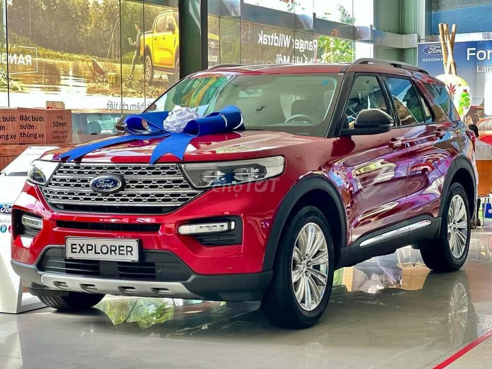 🆘Ford Explorer 2023 Xanh Dương-Đỏ, Ưu Đãi 50% Thuế